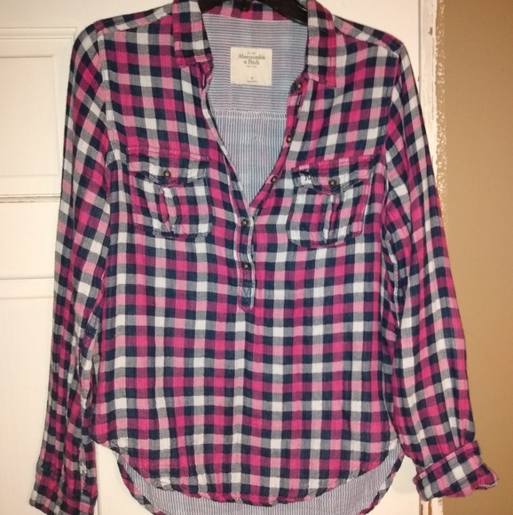 Abercrombiebie and Fitch 3/4 button down - Picture 1 of 4